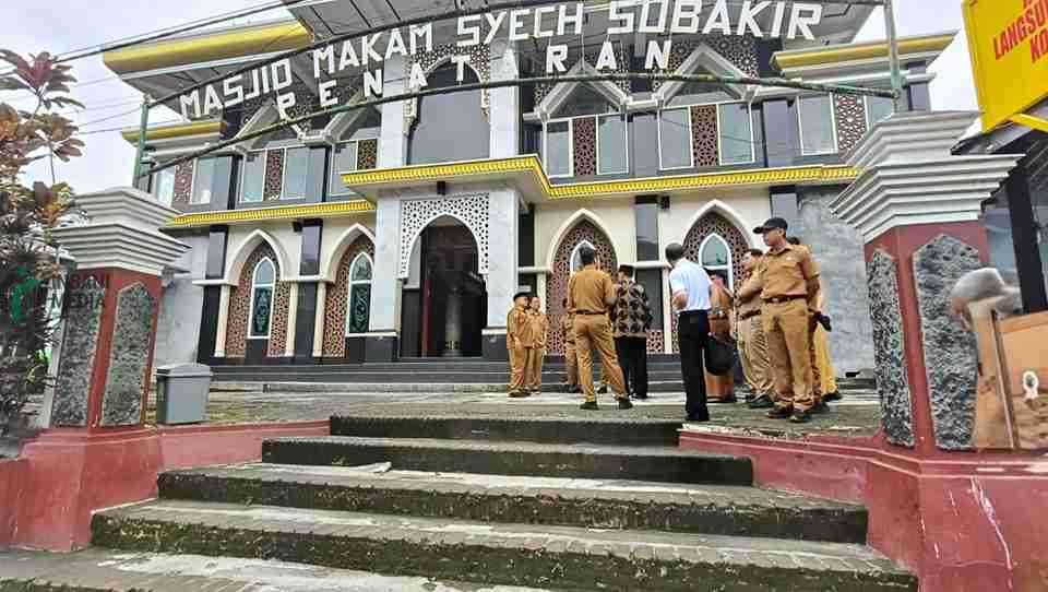Masjid dan Petilasan Sosok Penumbal Tanah Jawa, Syeh Subakir di Kawasan Penataran Diproyeksikan Wisata Religi di Kabupaten Blitar Masjid Syech Subakir di Desa Penataran Kecamatan Nglegok