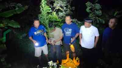 Polisi Mengungkap Warga Kecamatan Plosoklaten Kabupaten Blitar Menanam Pohon Ganja di Vas Bunga