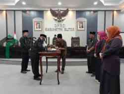 Perubahan Masa Jabatan Kades hingga Perlindungan Produk Lokal Resmi Diatur dalam Perda Kabupaten Blitar