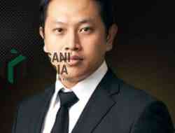 Akademisi STIE Kusuma Negara Blitar Dr. Sandi Eka Suprajang