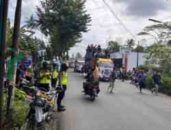 Polres Kebumen  Amankan Festival Gerobag, Tradisi Naik Gerobag Menuju Pantai untuk Wisata