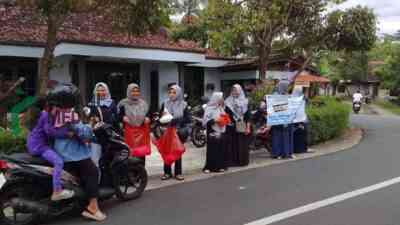 HIMPAUDI Purworejo Berbagi Takjil