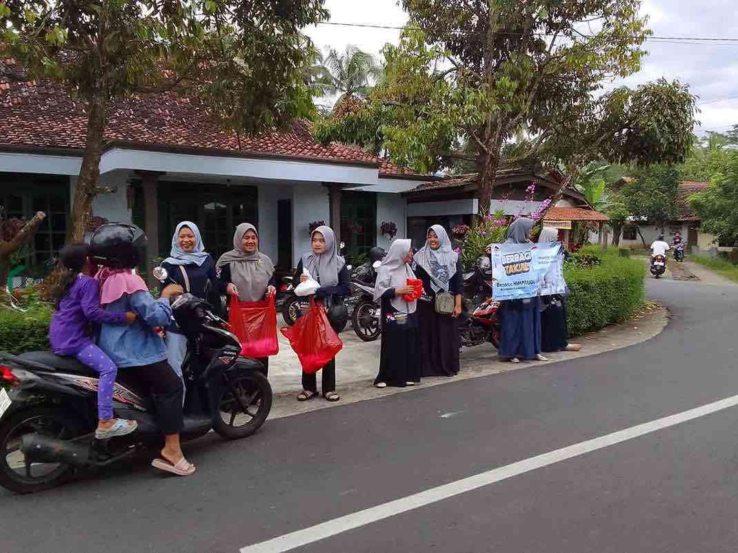 HIMPAUDI Purworejo Berbagi Takjil