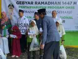 IJTI Blitar Raya dan BAZNAS Ajak 100 Anak Yatim Belanja Baju Lebaran