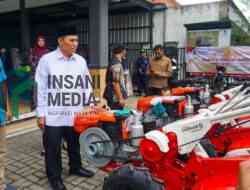 Modernisasi Pertanian di Sidoarjo, Gapoktan Gedangan Terima Hand Traktor Rotary