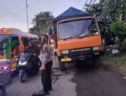 Pemotor Asal Malang Tewas Terlindas Truk Saat Hindari Jalan Berlubang