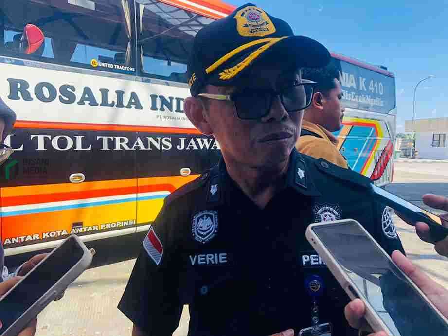 Arus Balik Lebaran di Terminal Patria Didominasi Tujuan Surabaya dan Malang Kepala Terminal Tipe A Patria Verie Sugiarto