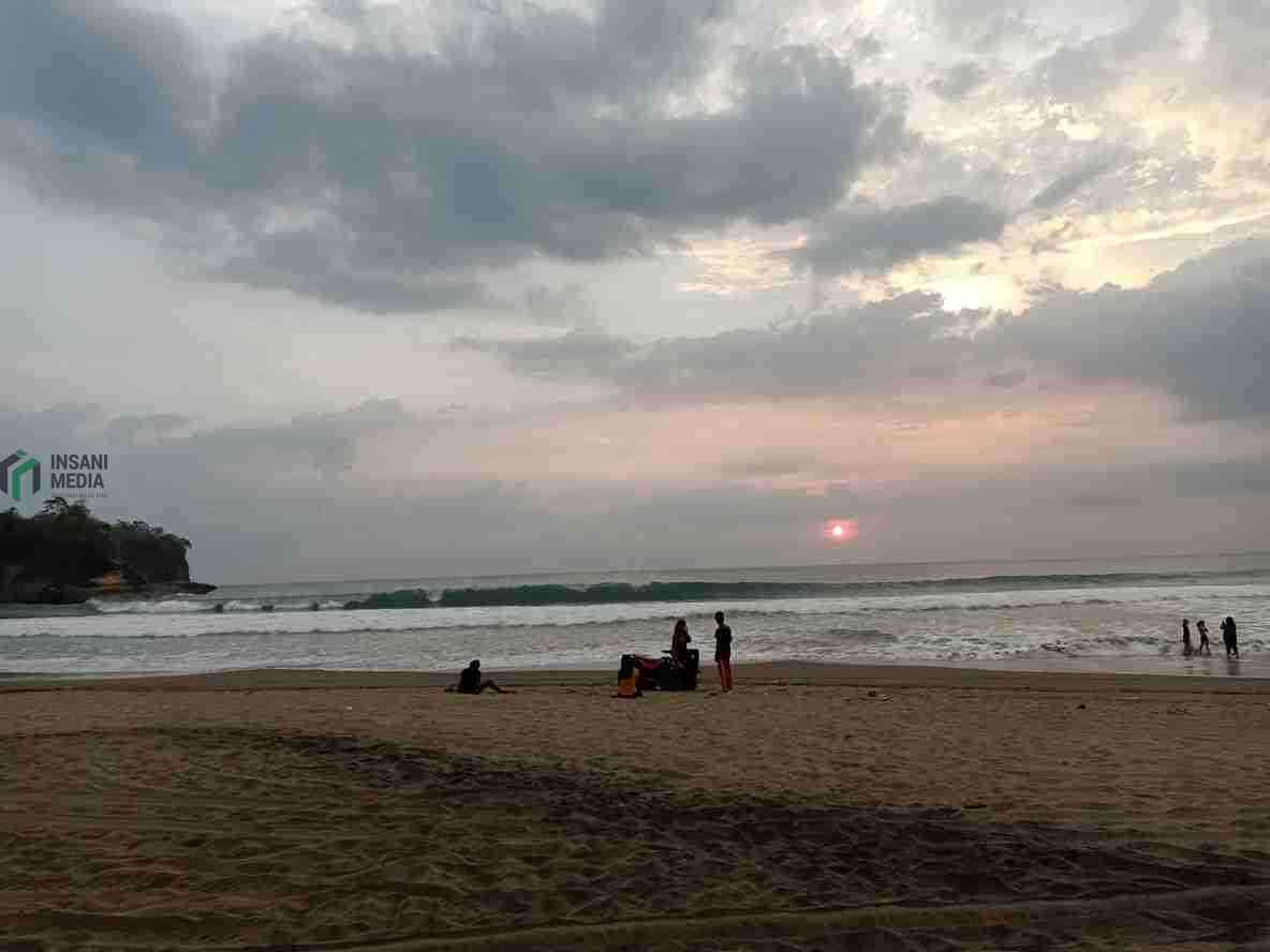 Pantai Serang Kabupaten Blitar