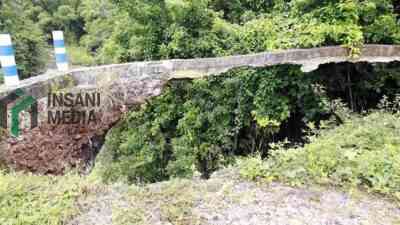 Talud Ambrol di Dawuhan Kademangan Kabupaten Blitar
