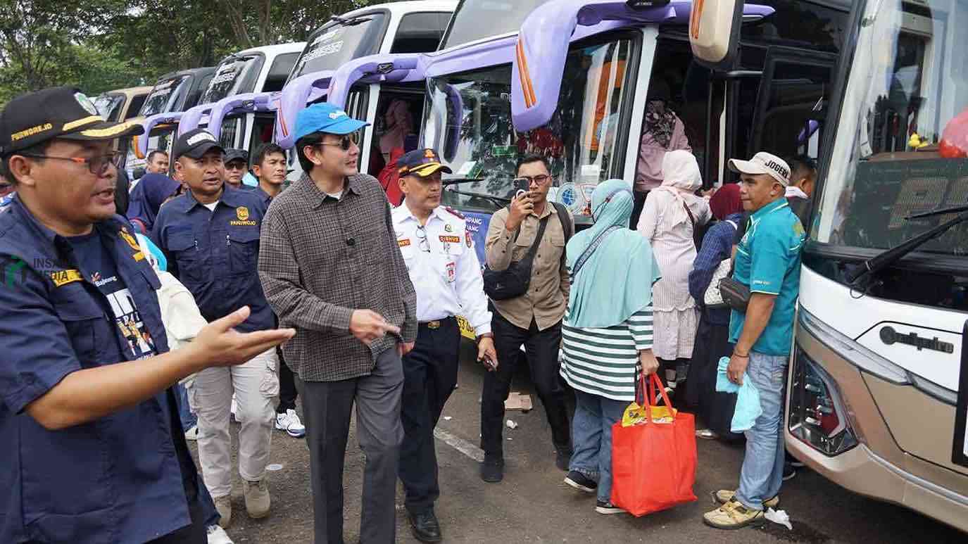 Wabup Purworejo Dion Agasi Setiabudi Memberangkatkan Mudik Gratis 2026