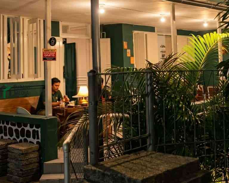 Insanimedia cafe soenzu