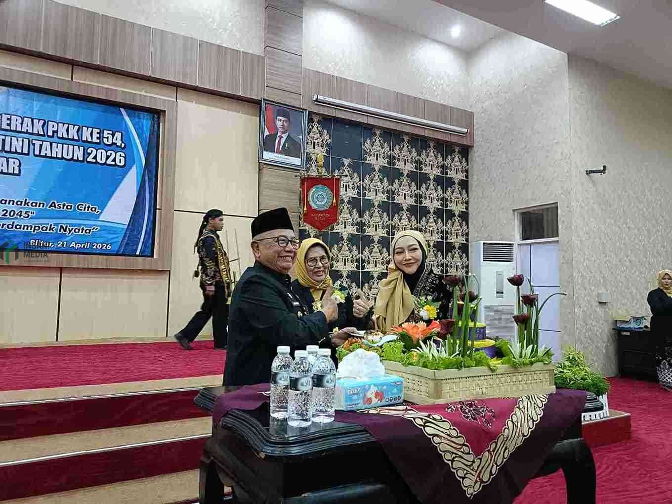 Bupati Blitar Rijanto dalam Penringatan Hari Kartini 2026