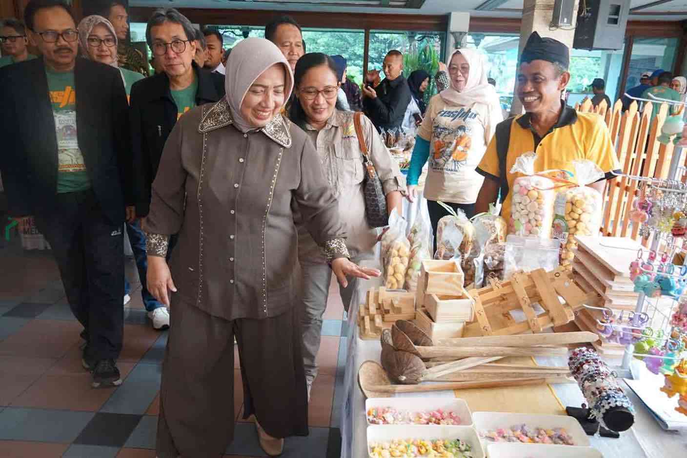 Bupati Purworejo Yuli Hastuti saat Membuka Festiku 2026 di TMII Jakarta