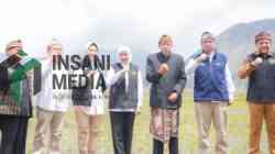 Gubernur Khofifah Lakukan Groundbreaking_ Jalan Lingkat Kaldera Tengger dan Resmikan Sarana Air Bersih di TNBTS, Wujudkan Transformasi Tata Kelola Bromo Aman-Nyaman dan Berkelanjutan