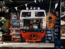 Kisah Kedai ‘Minuminumsini’ di Blitar, Bertahan Dua Tahun Bermodalkan Efisiensi dan Doa Keluarga