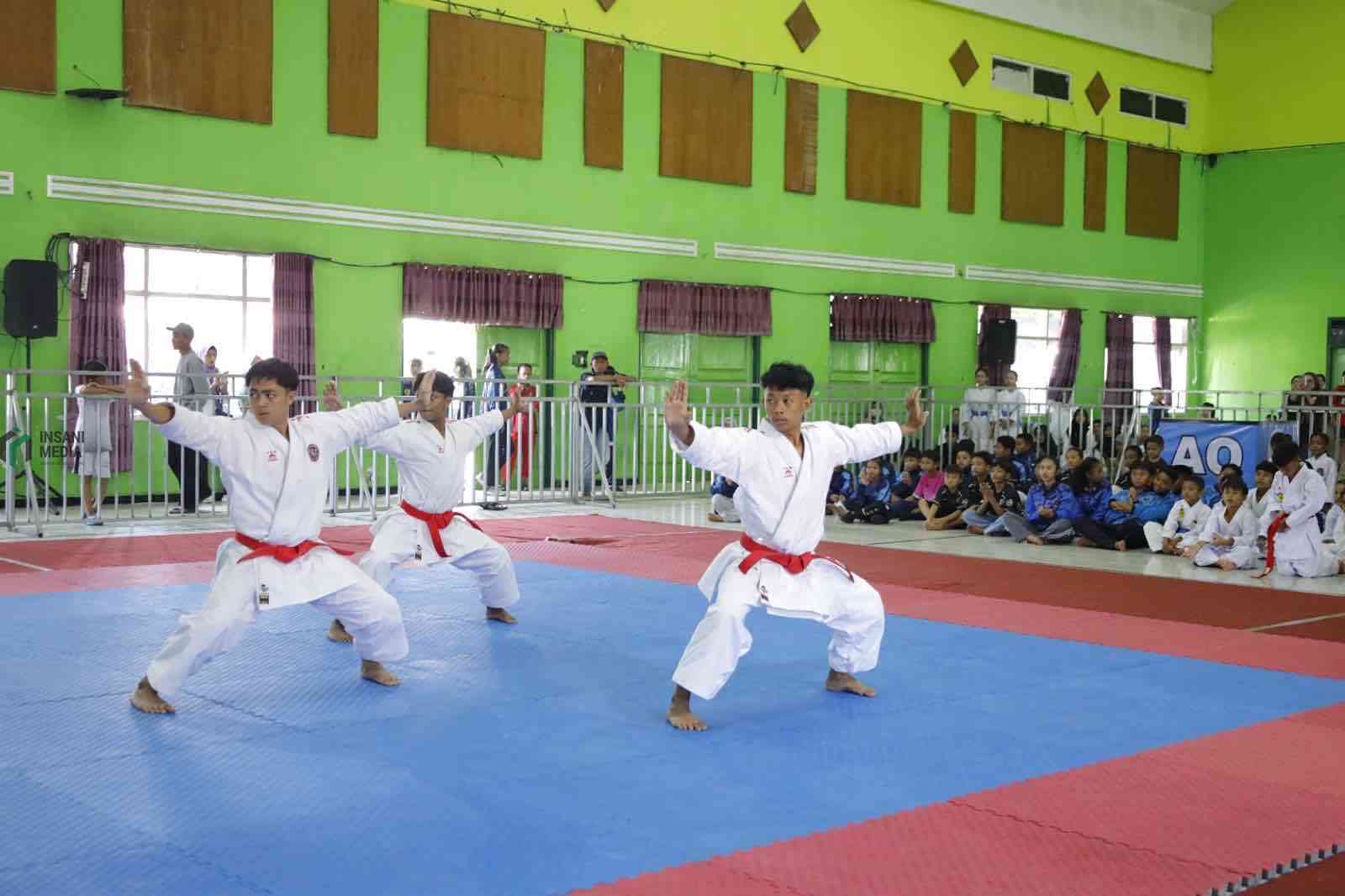 Karate Bupati Blitar Cup 2026 Resmi Dibuka, Fokus Cetak Atlet Karate Berprestasi Karate Bupati Cup 2026 Dibuka untuk Mencetak Atlet Karate Kabupaten Blitar