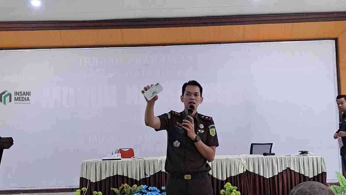 Kasi Pemulihan Aset dan Pengelolaan Barang Bukti Kejari Kabupaten Blitar Dio Sumantri