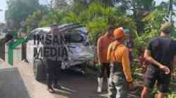 Minibus Tertabrak KA Majapahit di Wlingi, Dua Orang Luka