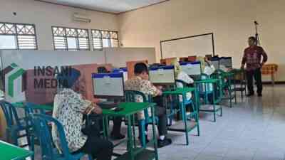 Bupati Blitar Tinjau TKA Hari Keempat, Ujian Berjalan Lancar
