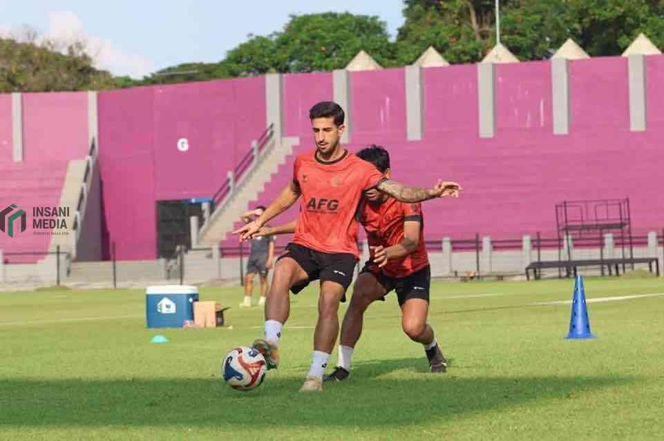 Persik Kediri Waspadai Kebangkitan Persijap Jepara Pemain Persik Kediri saat Berlatih