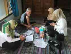 Pemkab Blitar Lakukan Verifikasi Data PBI JKN Secara Door to Door