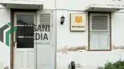 Buku Buka Kanigoro, Menikmati Kopi di Tengah Ratusan Koleksi Literasi Blitar