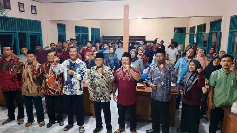 Anggota DPRD Purworejo, Subeno Reses di Desa Sukoagung, Tampung Aspirasi Warga Anggota DPRD Kabupaten Purworejo dari Fraksi PDI Perjuangan Drs. Subeno Reses Bersama Warga di Desa Sokoagung Kecamatan Bagelen