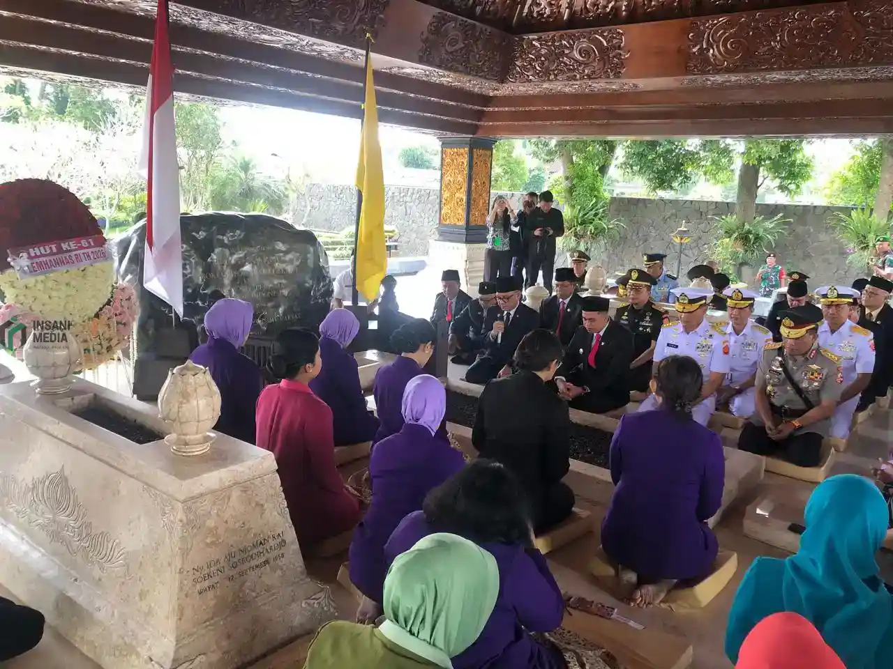 Ziarah Makam bung karno