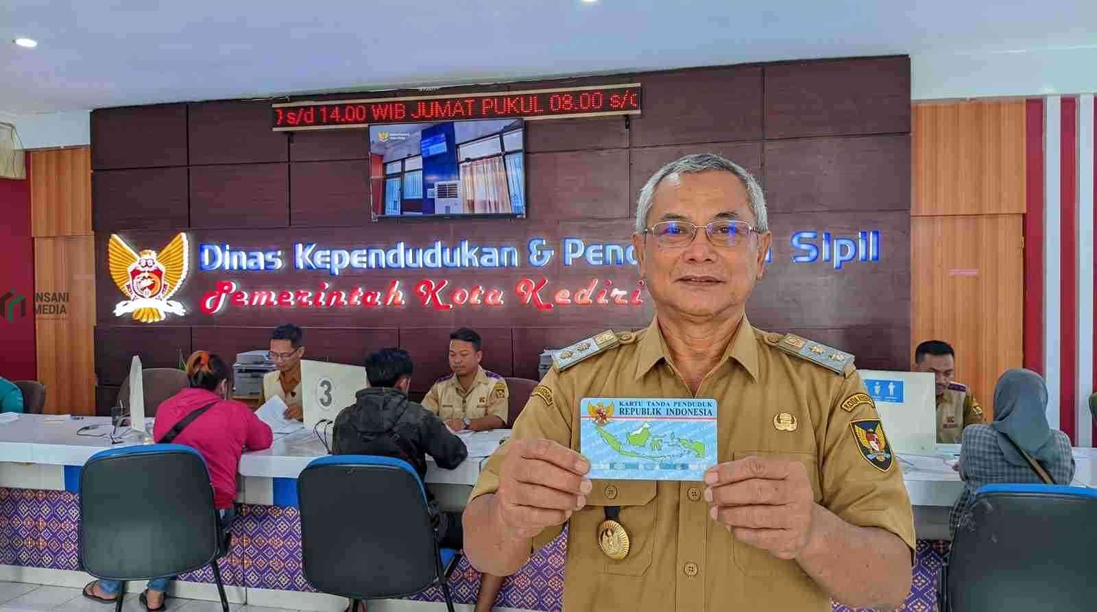 Kepala Dispendukcapil Kota Kediri Marsudi Nugroho