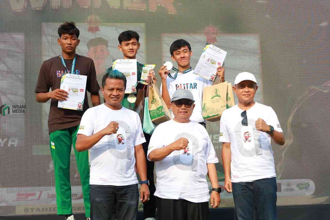 Ketua KONI Kabupaten Blitar Beky Herdihansah saat Menghadiri Blitarian Atletik Open 2026