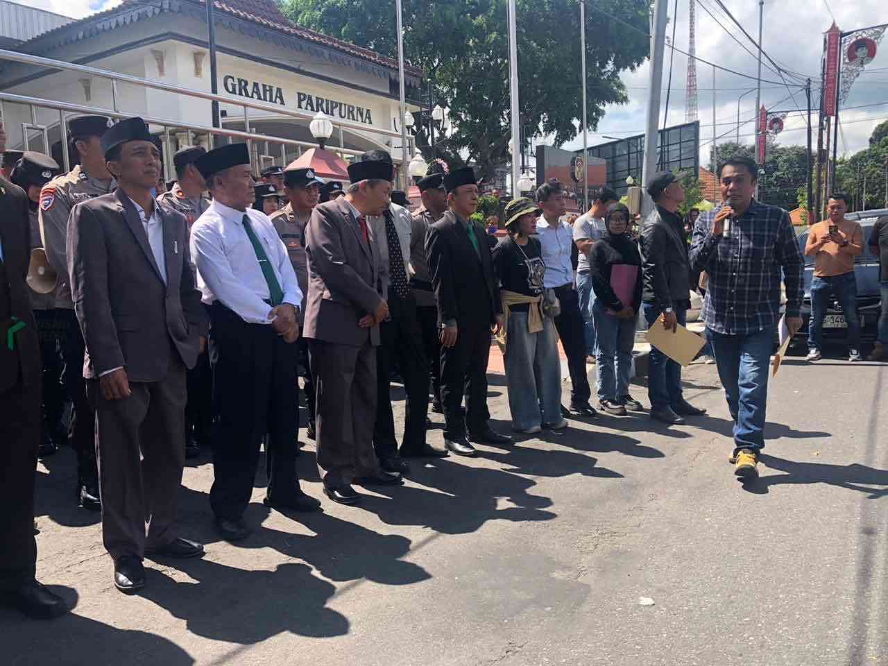MAKI Gelar Aksi Unjuk Rasa untuk Musyawarah Olahraga Kota Musorkot KONI Kota Blitar Dibatalkan