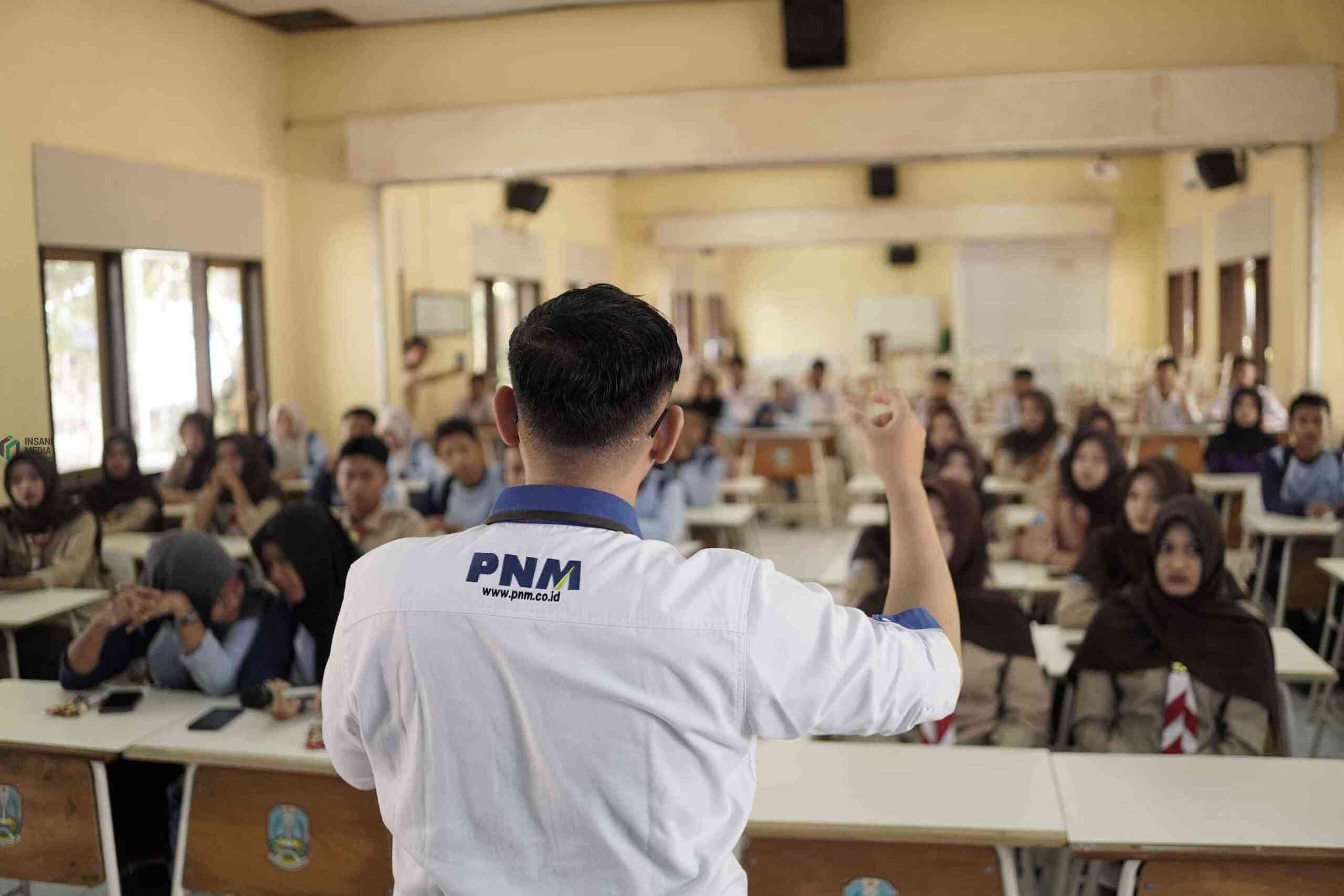 PNM Siapkan Mental Wirausaha 2.700 Siswa SMK Se-Indonesia Lewat PNM Mengajar PNM Blitar Menggelar PNM Mengajar dan Diikuti Lebih dari 2.700 Pelajar di Blitar scaled