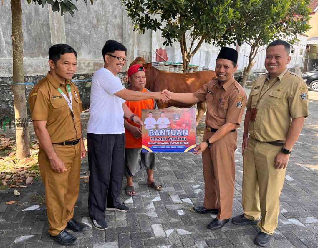 Pemkab Blitar Serahkan 11 Hewan Kurban untuk Masyarakat Pemkab Blitar Serahkan 11 Hewan Kurban
