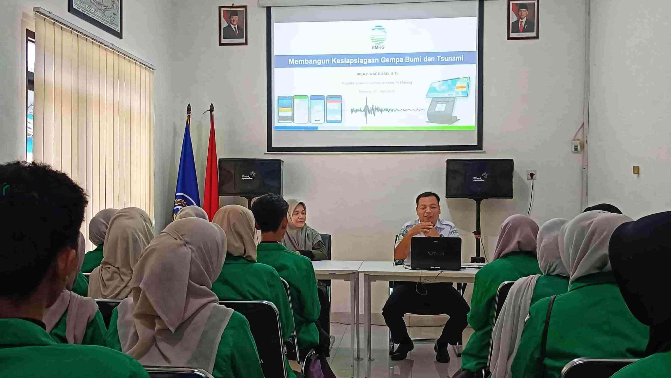 Gandeng BMKG Karangkates, Mahasiswa Prodi Pendidikan IPS Unira Malang Perkuat Pembelajaran Geografi Lewat LITHORA 15141 scaled