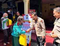 Polsek Talun, Blitar Salurkan Sembako untuk Warga