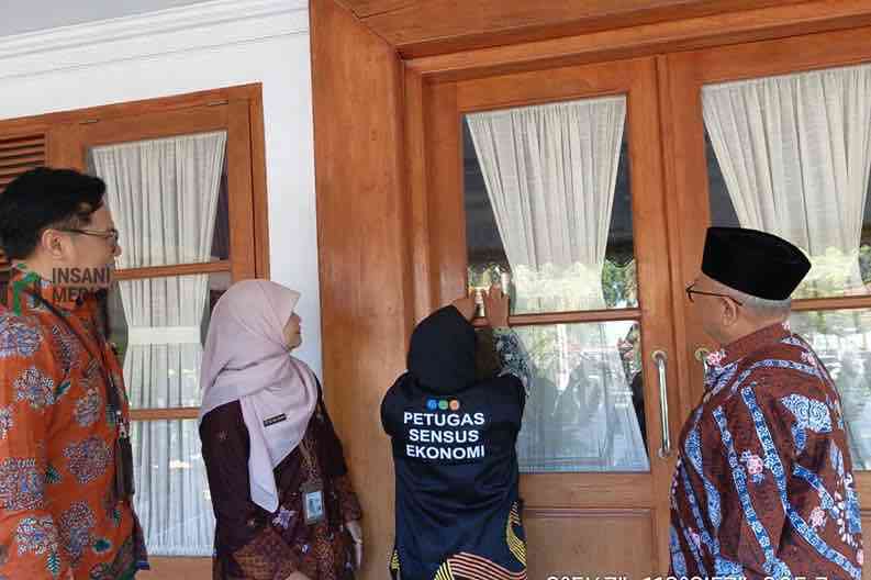 Bupati Blitar Dorong Partisipasi Warga dalam Sensus Ekonomi 2026 Bupati Blitar Rijanto Menjadi Responden Sensus Ekonomi