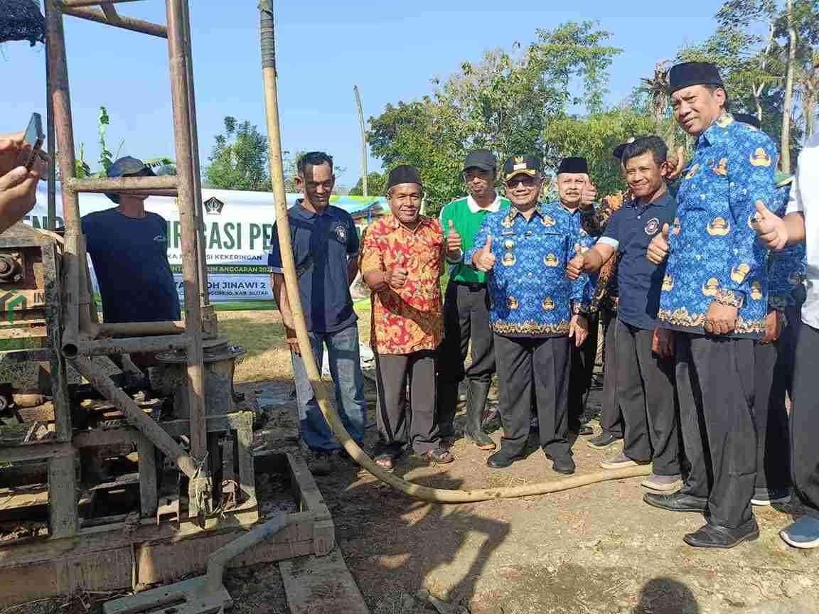 Bupati Blitar, Rijanto Resmikan 45 Irigasi Pompa dari Kementan, Antisipasi Kekeringan Bupati Blitar Rijanto Meresmikan Pompa Air untuk Pertanian dari Kementan
