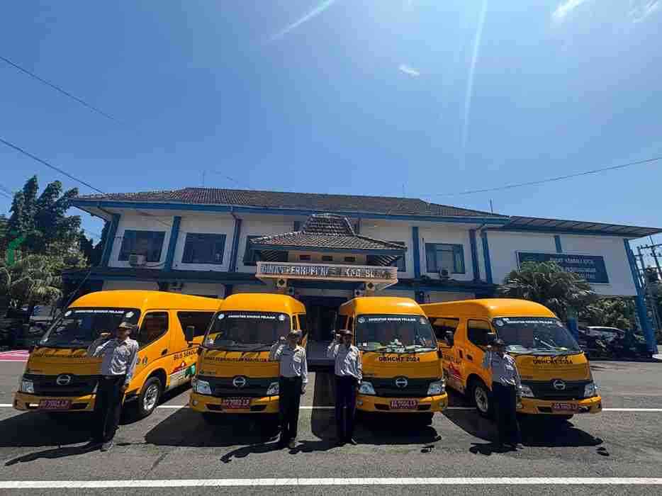 Bus Angkutan Sekolah Dishub Kabupaten Blitar