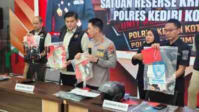 Beraksi di 13 Lokasi, Spesialis Pecah Kaca Asal Bogor Dibekuk Polres Kediri Kota