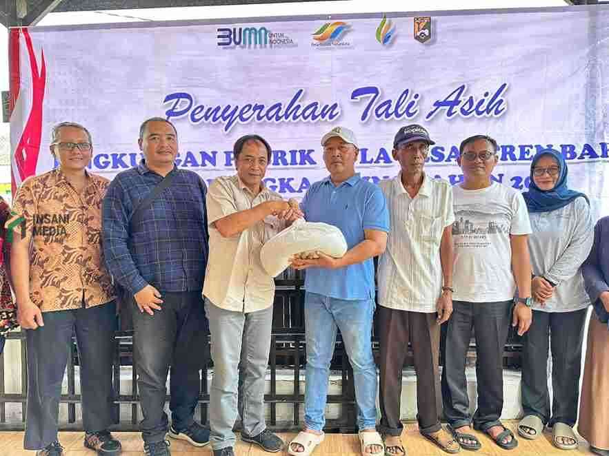 PG Pesantren Baru Salurkan Bantuan Gula untuk Warga, Bentuk Kepedulian untuk Sesama Manajemen PG Pesantren Baru Memberikan Bantuan Gula Kepada Warga
