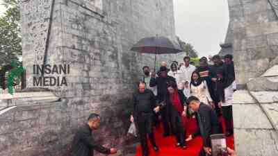 Jelang Peresmian Istana Gebang, Megawati Ziarah ke Makam Bung Karno