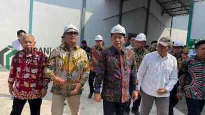 Menteri Koperasi Ferry Juliantono