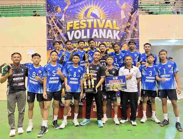 Klub Bola Voli Patriot Purworejo Rebut Gelar Juara Voli Anak Jateng 2026 Para Pemain dan Official Klub Bola Voli Patriot Purworejo