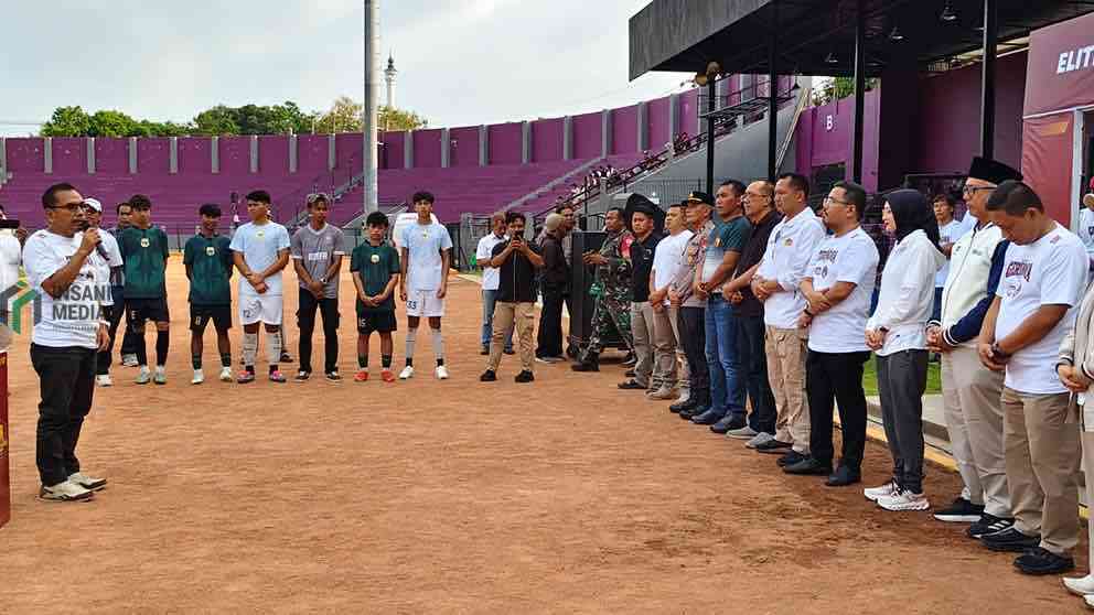 Gerindra Cup U-17 Jadi Wadah Pembinaan Pesepak Bola Muda Jatim Pembukaan Gerindra Cup U17 di Kediri