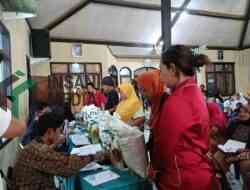 180 Ribu Warga Kabupaten Blitar Terima Bantuan Beras dan Minyak Goreng Program Bantuan Pangan Nasional