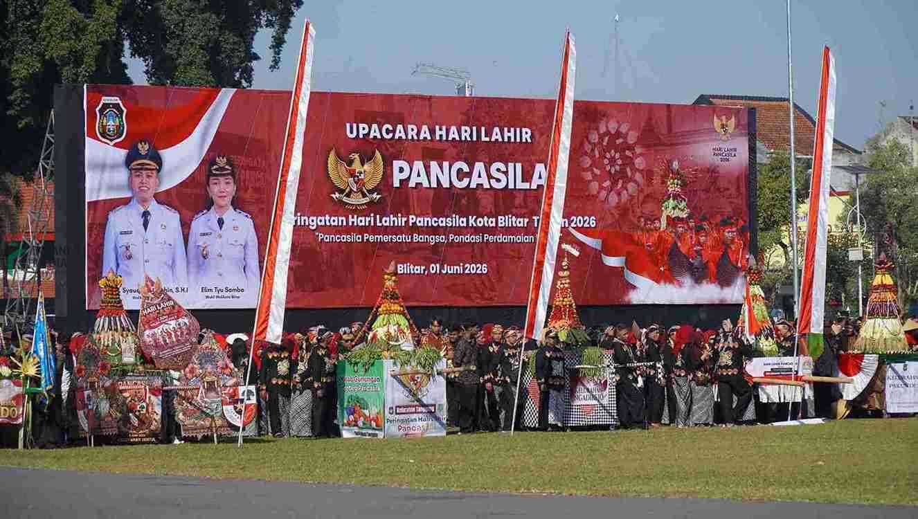 Wali Kota Blitar, Mas Ibin Ajak Warga Lestarikan Grebeg Pancasila, Ada Nilai-Nilai Luhur Upacara Peringatan Hari Lahir Pancasila di Alun Alun Kota Blitar