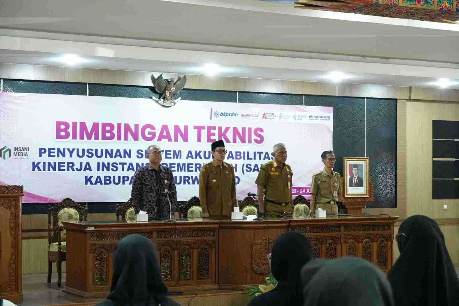 Wakil Bupati Purworejo Dion Agasi Setiabudi Membuka Acara Bimtek SAKIP