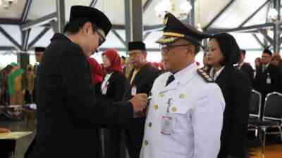 Wakil Bupati Purworejo Dion Agasi Setiabudi S.I.Kom . M.Si . Melantik 61 Pejabat dan Kepala Sekolah