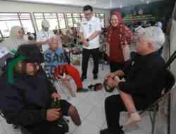 Dinsos Jatim Salurkan 66 Alat Bantu Disabilitas untuk Warga Kabupaten Blitar