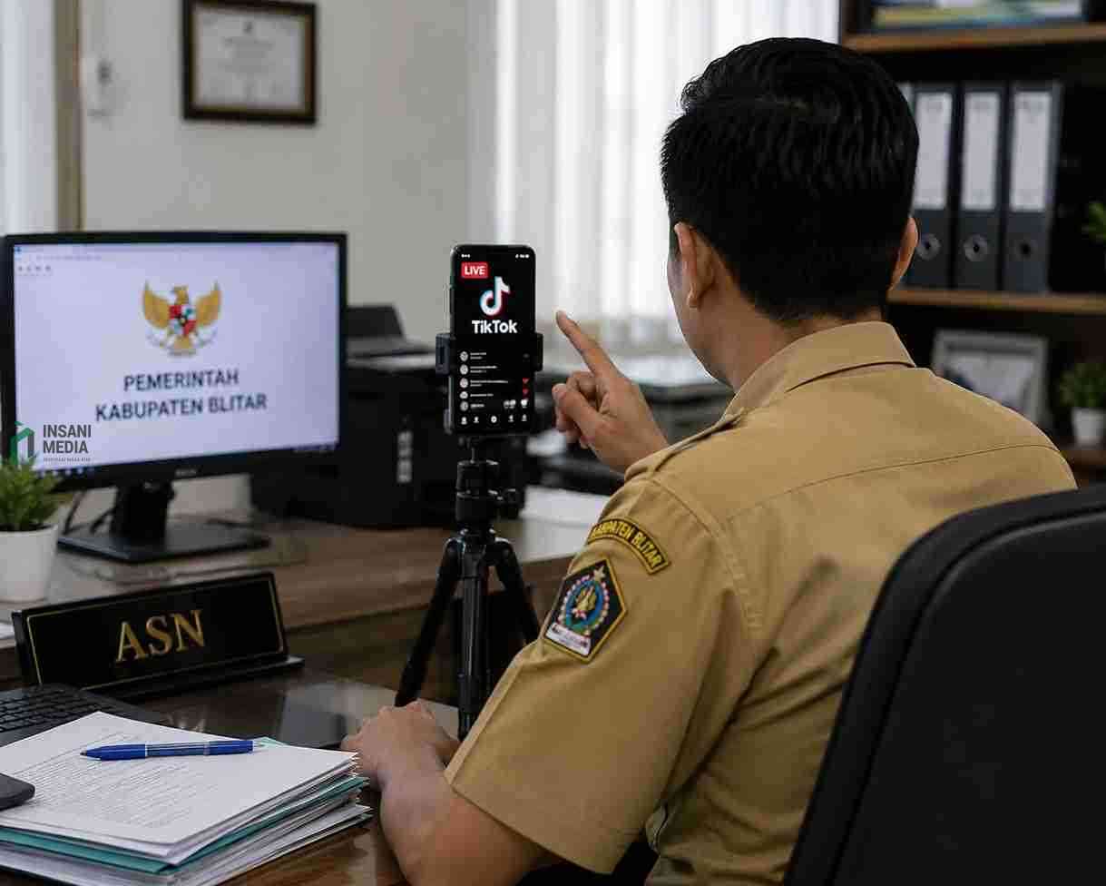 Ilustrasi ASN Bekerja Sembari Live Media Sosial